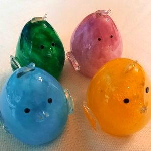 4 glass birds